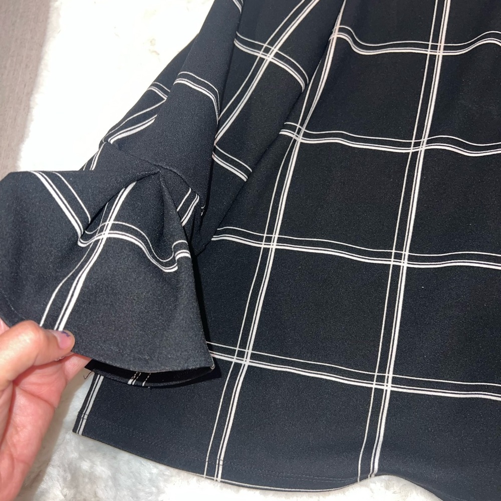 H&M blouse - Picture 2 of 6